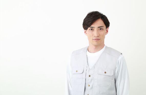 未経験者でも安心して学べる職場です  | 長崎市の仁正瓦工業では屋根工事職人を募集しています